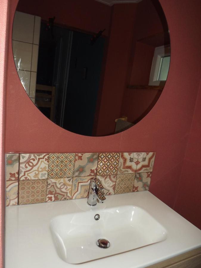 Gite La Petite Ecluse En Bord De Loue Lods Esterno foto