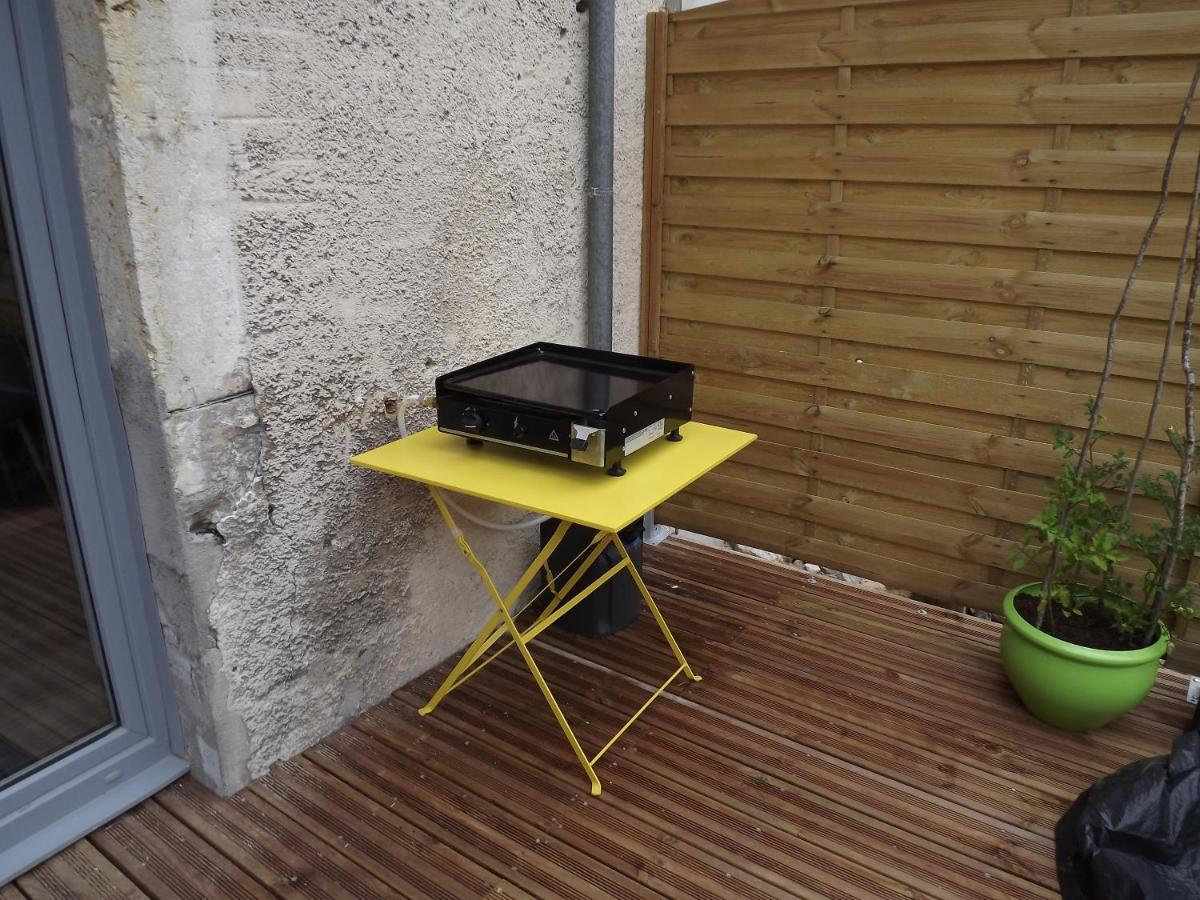 Gite La Petite Ecluse En Bord De Loue Lods Esterno foto